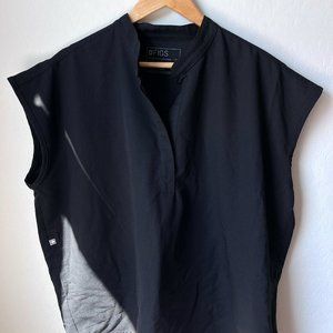 Figs Rafaela Oversized Scrub Top Corestyle FIONX Antimicrobial Odor Protect XL